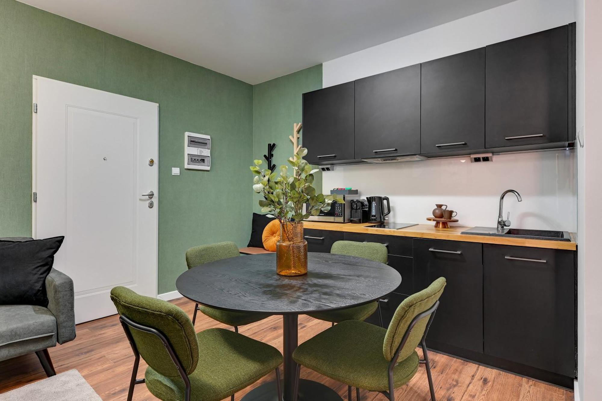 Aura Island Riverside By Downtown Apartments Gdansk Room photo