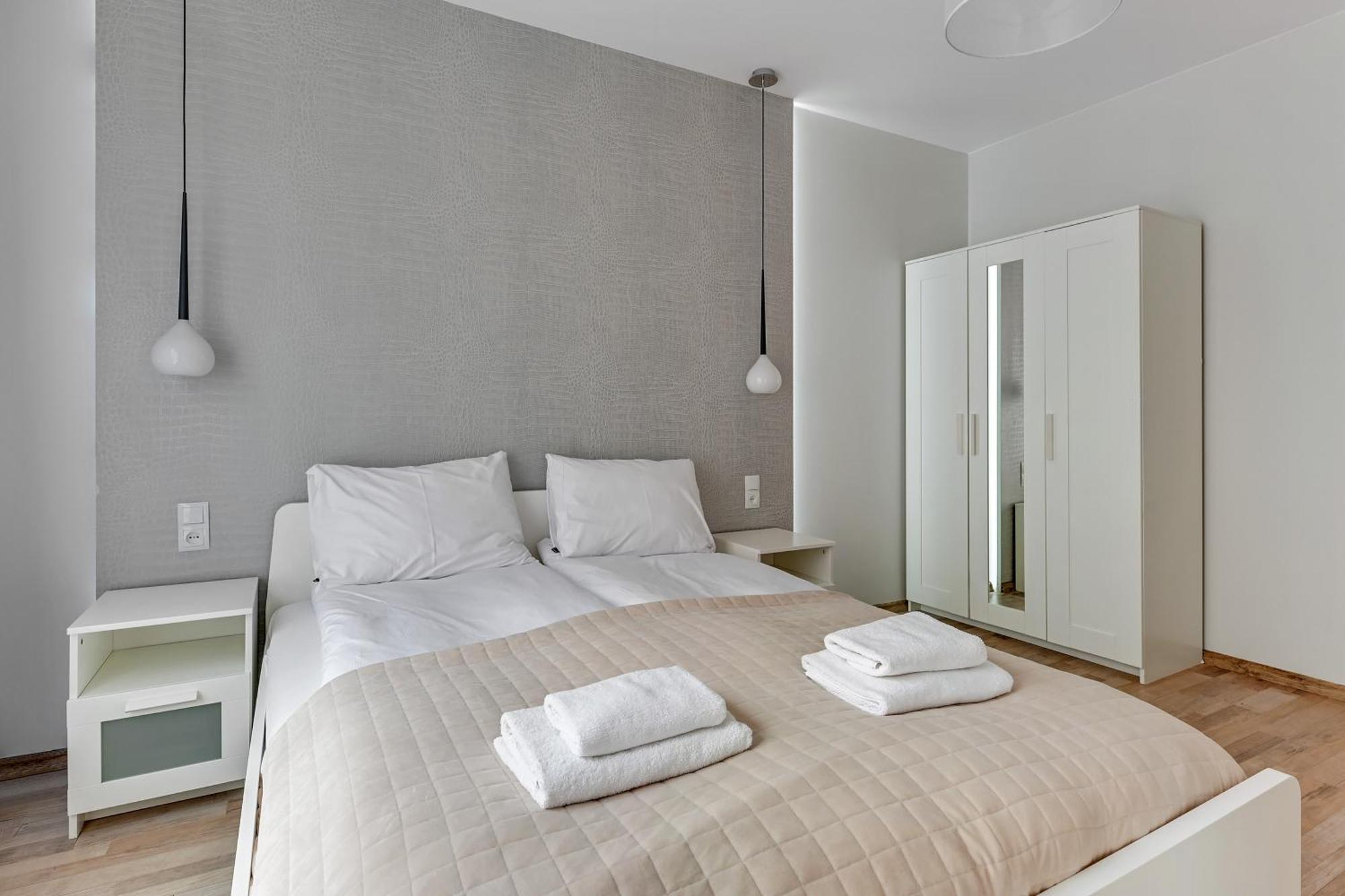 Aura Island Riverside By Downtown Apartments Gdansk Exterior photo
