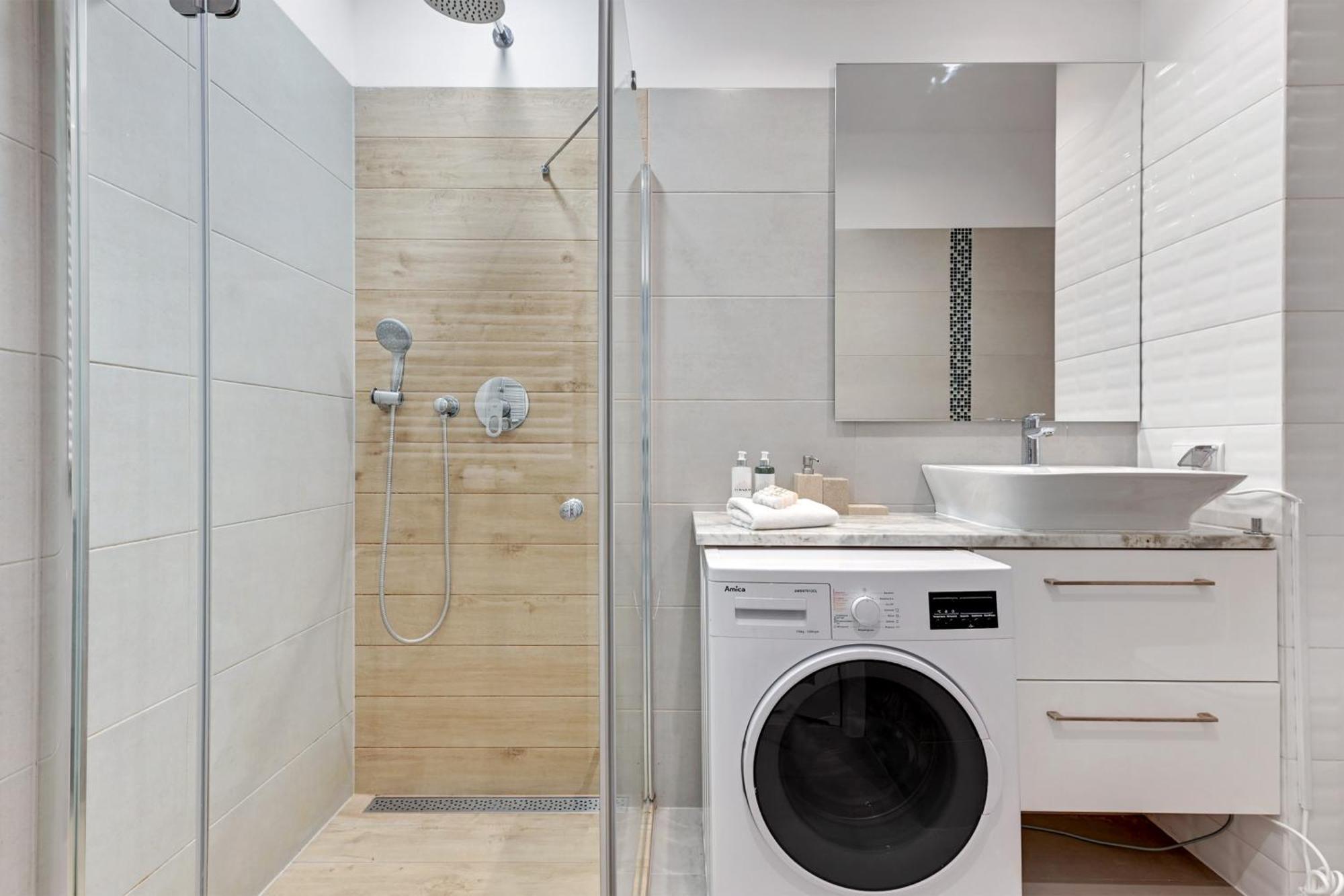 Aura Island Riverside By Downtown Apartments Gdansk Room photo