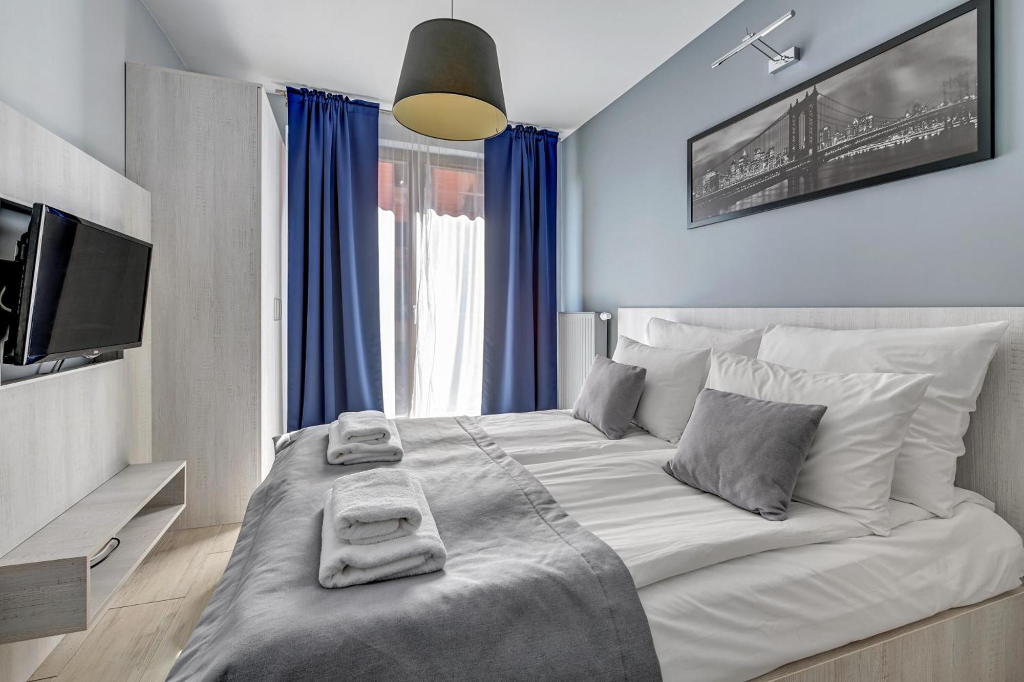 Aura Island Riverside By Downtown Apartments Gdansk Room photo